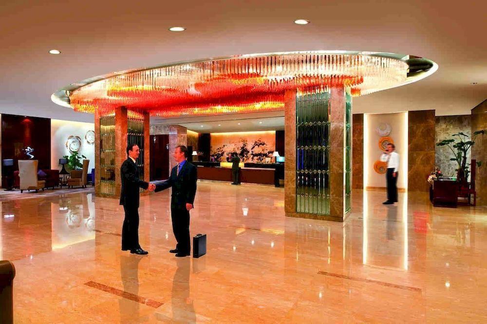 Zhengzhou Yuehai Hotel Экстерьер фото